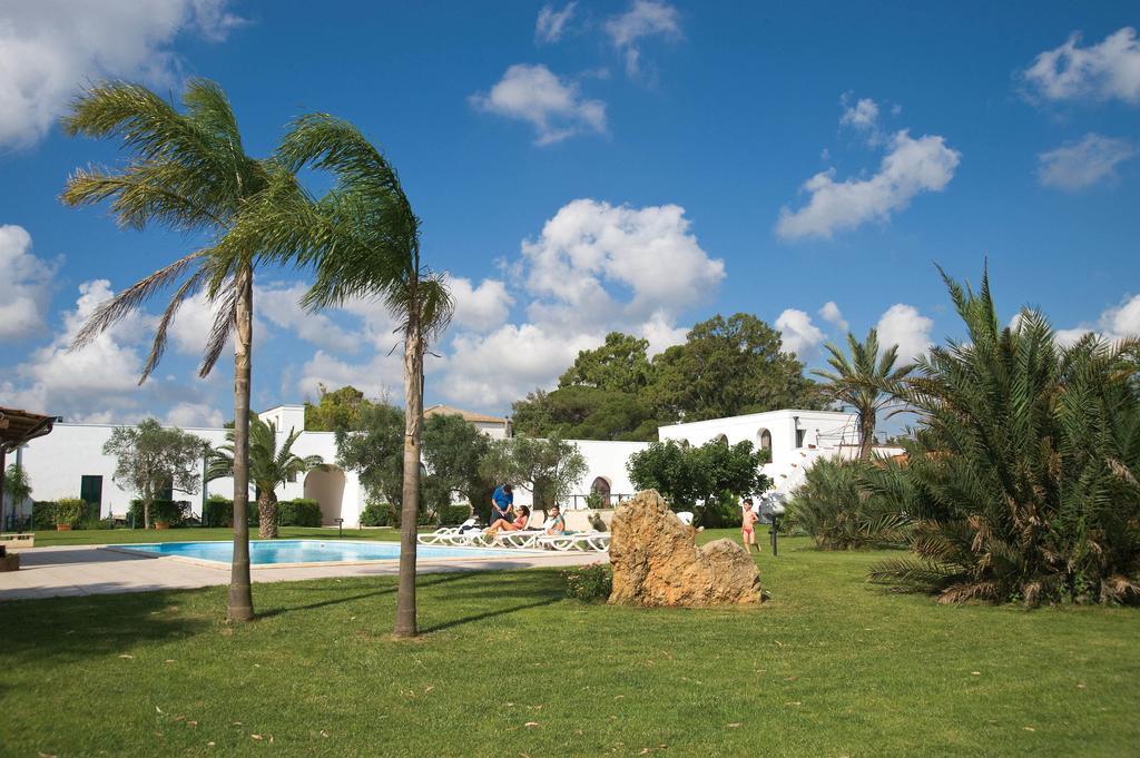 Tenuta Badessa Casalabate Exterior photo